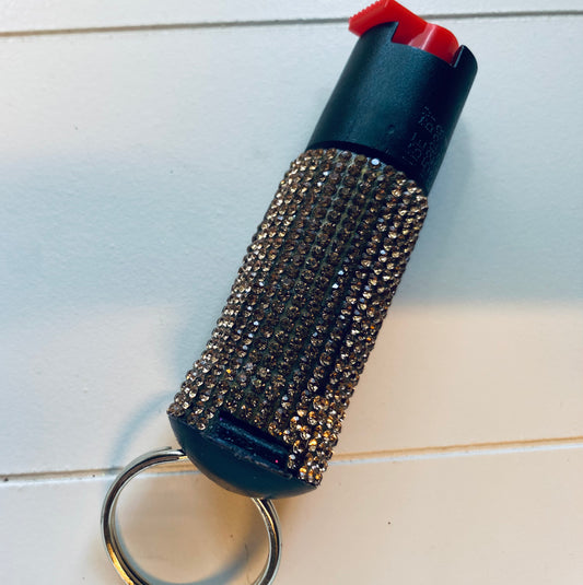 Gold bling pepper spray