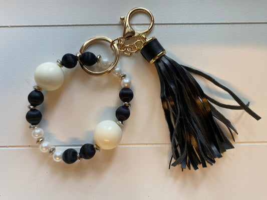 Black and white keychain bracelet